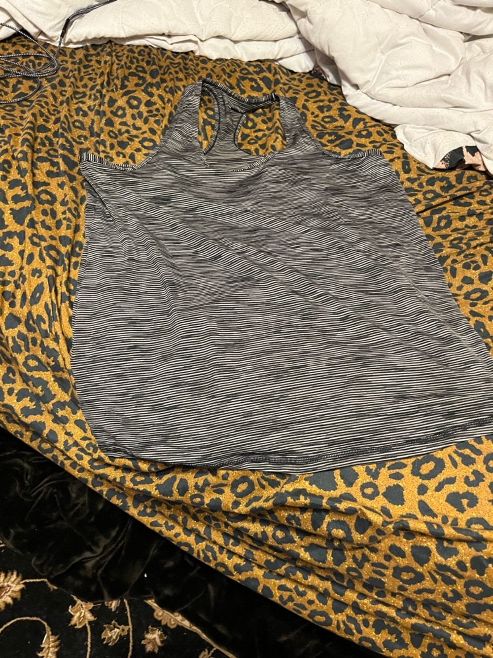 Xersion  medium work out tank